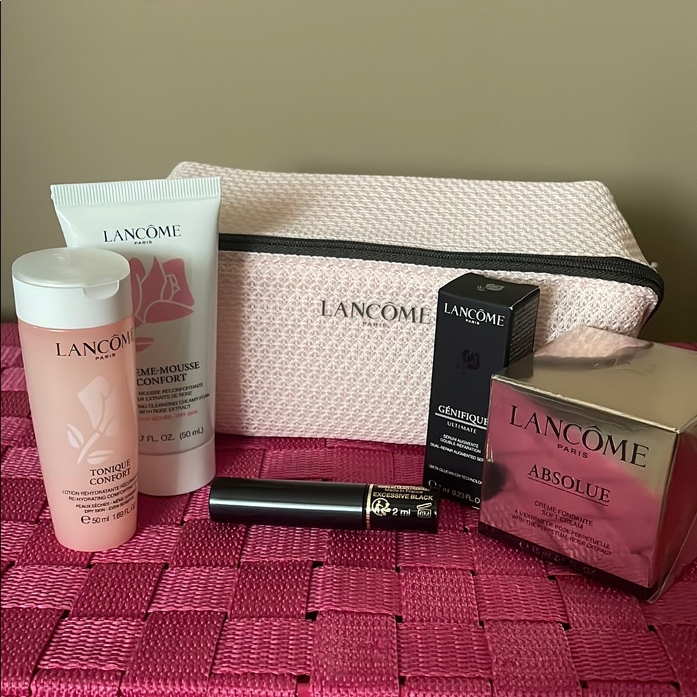 Lancôme Skincare Set with Pink Makeup Bag